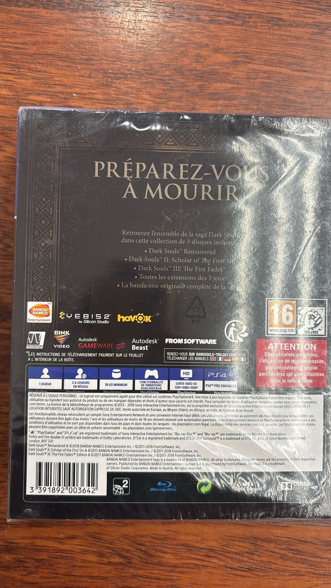Dark Souls Trilogy PS4 FR Dark Souls Trilogy PS4 FR